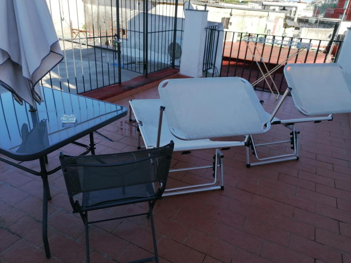 Вілла Napoli Royal Flats Екстер'єр фото