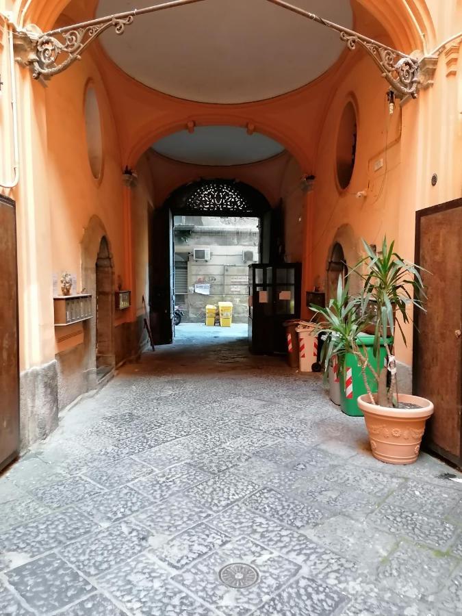 Вілла Napoli Royal Flats Екстер'єр фото