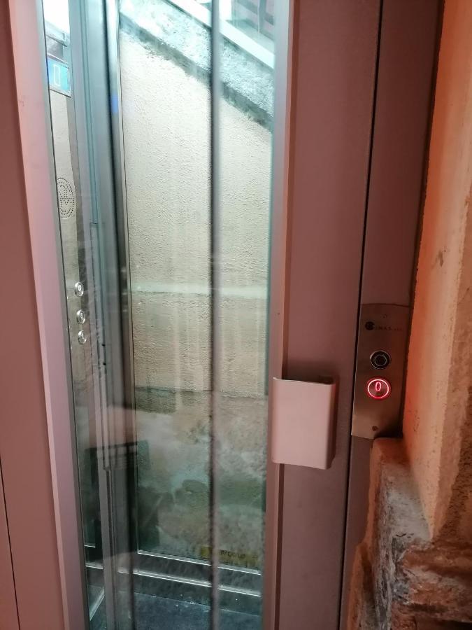 Вілла Napoli Royal Flats Екстер'єр фото