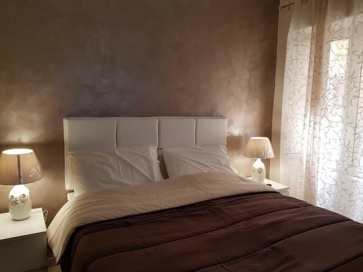 Вілла Napoli Royal Flats Екстер'єр фото